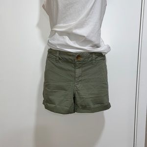 🌻CLEAROUT🌻American Eagle Midi Shorts | Green | 6